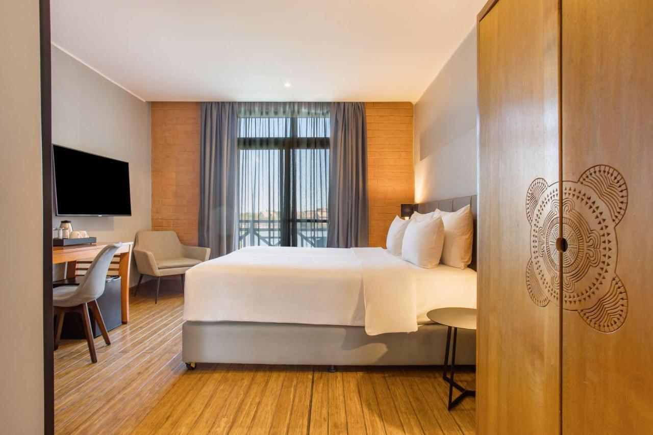 Radisson Hotel Tamboho Waterfront アンタナナリボ エクステリア 写真