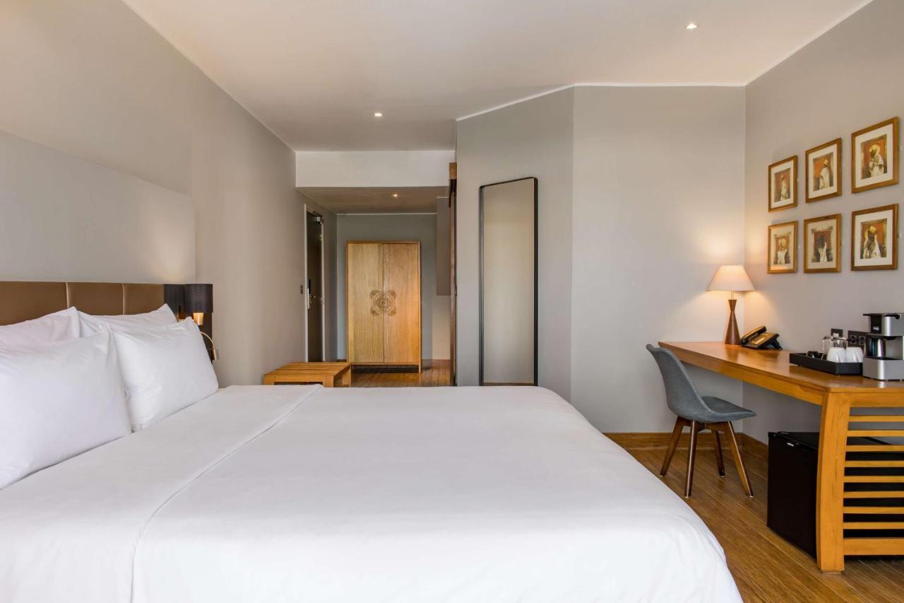 Radisson Hotel Tamboho Waterfront アンタナナリボ エクステリア 写真