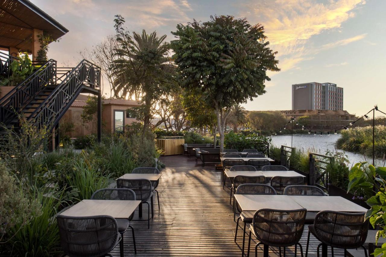Radisson Hotel Tamboho Waterfront アンタナナリボ エクステリア 写真