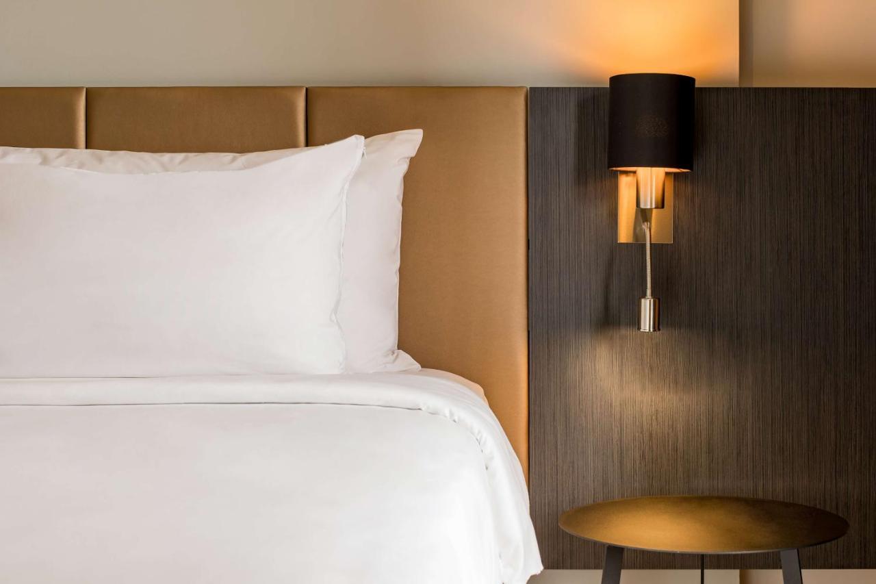 Radisson Hotel Tamboho Waterfront アンタナナリボ エクステリア 写真