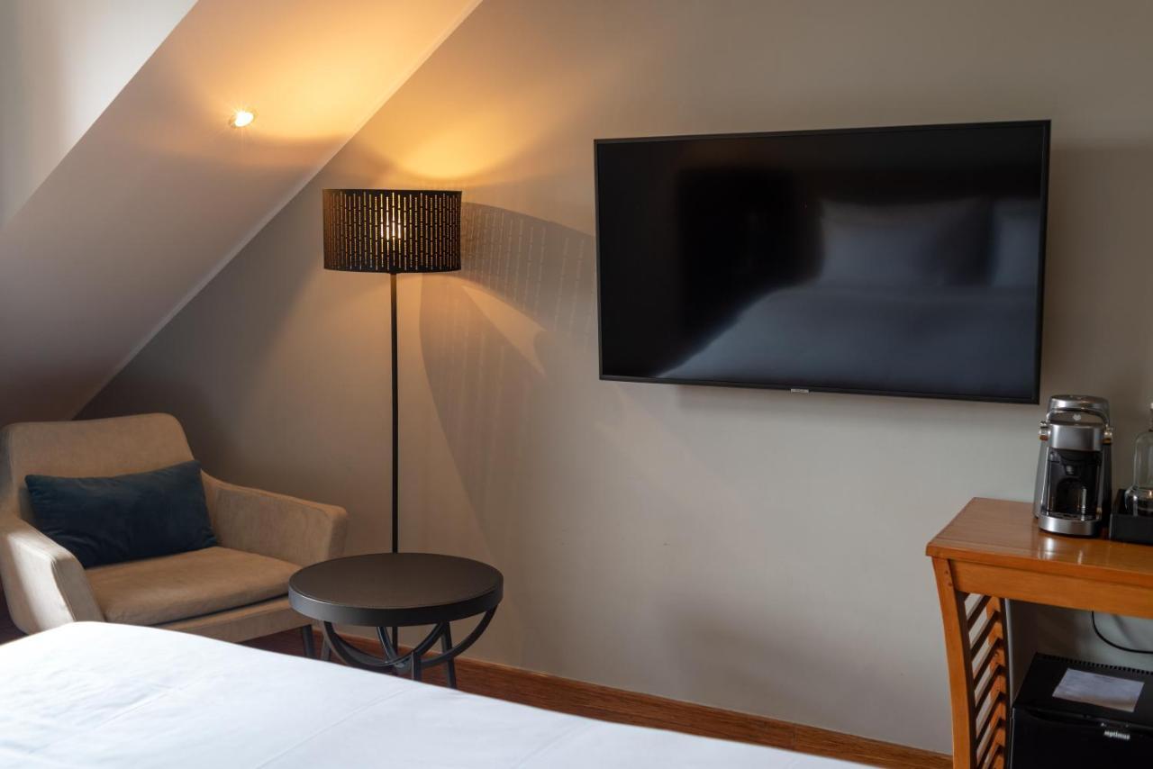 Radisson Hotel Tamboho Waterfront アンタナナリボ エクステリア 写真