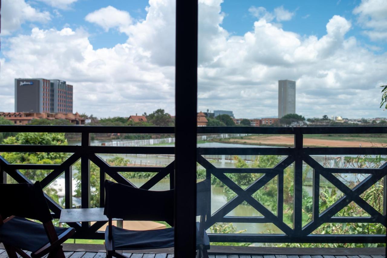 Radisson Hotel Tamboho Waterfront アンタナナリボ エクステリア 写真